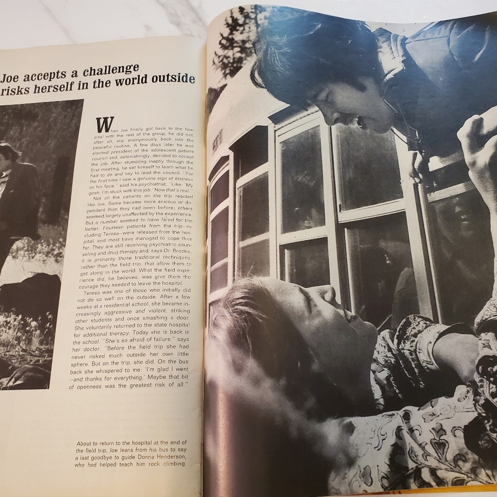 Life Magazine "Magic Camera" Oct 27,1972 - Picture 9 of 10